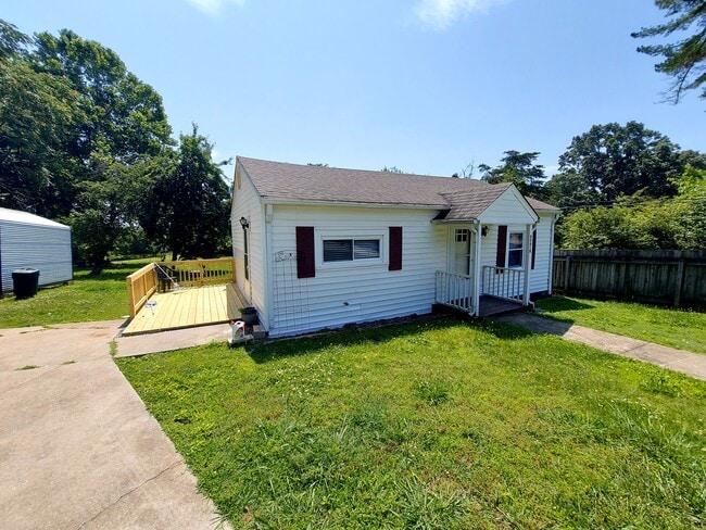 property at 4041 Northampton Dr