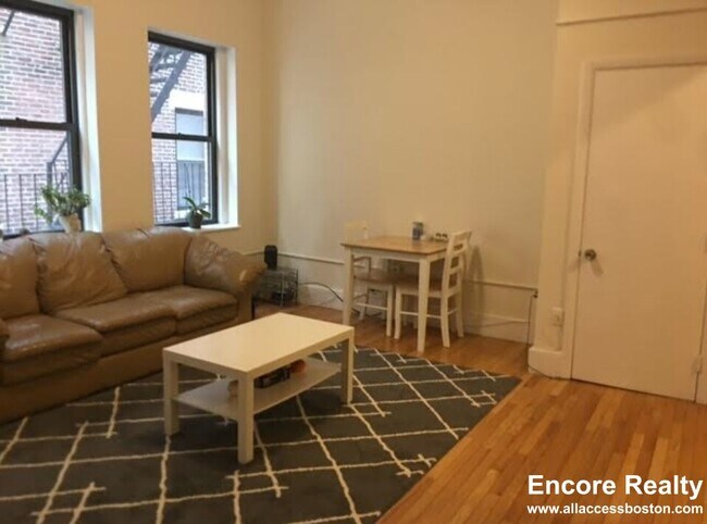 15 Aberdeen St, Unit 2 in Boston, MA - Building Photo - Building Photo