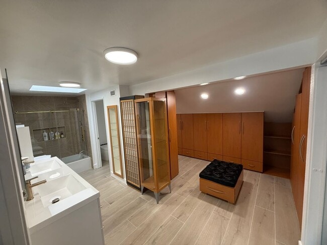 10302 Parkview Ave in Westminster, CA - Building Photo - Building Photo