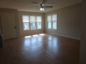 12105 Carriage Ct SE in Huntsville, AL - Building Photo - Building Photo