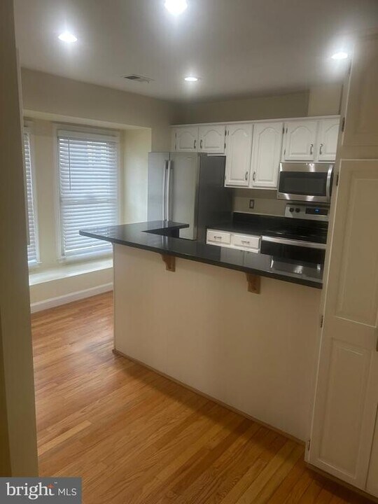 3904 Green Look Ct in Fairfax, VA - Building Photo