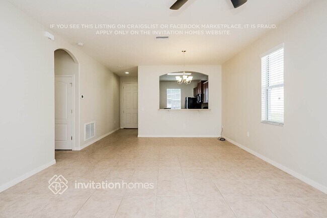 3726 Grecko Dr in Wesley Chapel, FL - Foto de edificio - Building Photo