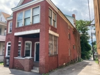 1513 12th St in Altoona, PA - Building Photo