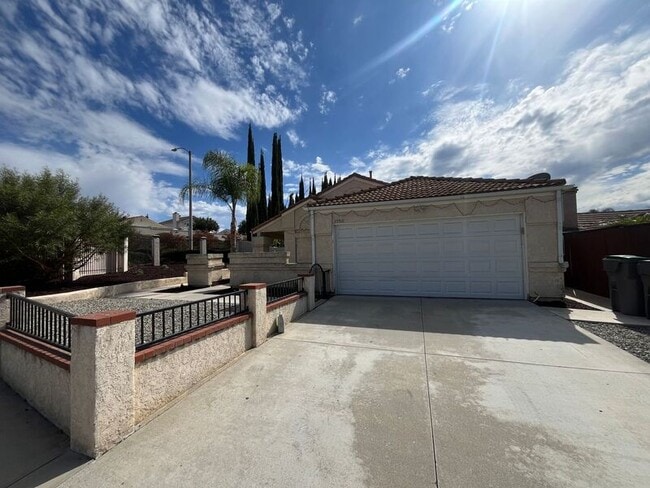 39510 Sunrose Dr in Murrieta, CA - Building Photo - Building Photo