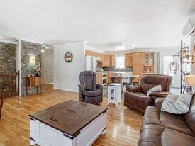 11520 Huebner Rd in San Antonio, TX - Building Photo