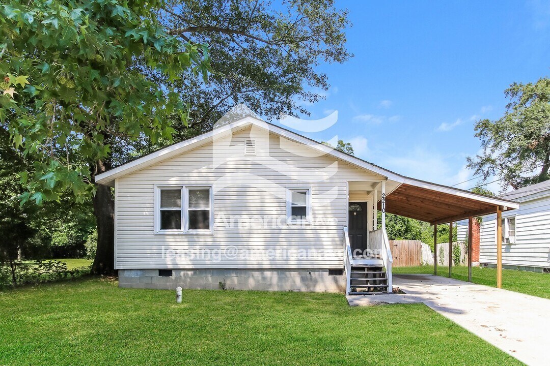 2210 Tudor Dr in Augusta, GA - Foto de edificio