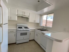 937 10th St in Santa Monica, CA - Building Photo - Building Photo