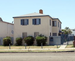 4026-4032 Cherokee Ave in San Diego, CA - Building Photo