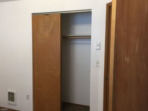 1819 S 12th Ave-Unit -Apt 2 in Yakima, WA - Building Photo - Building Photo