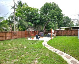 712 SW 22nd Terrace in Fort Lauderdale, FL - Building Photo - Building Photo