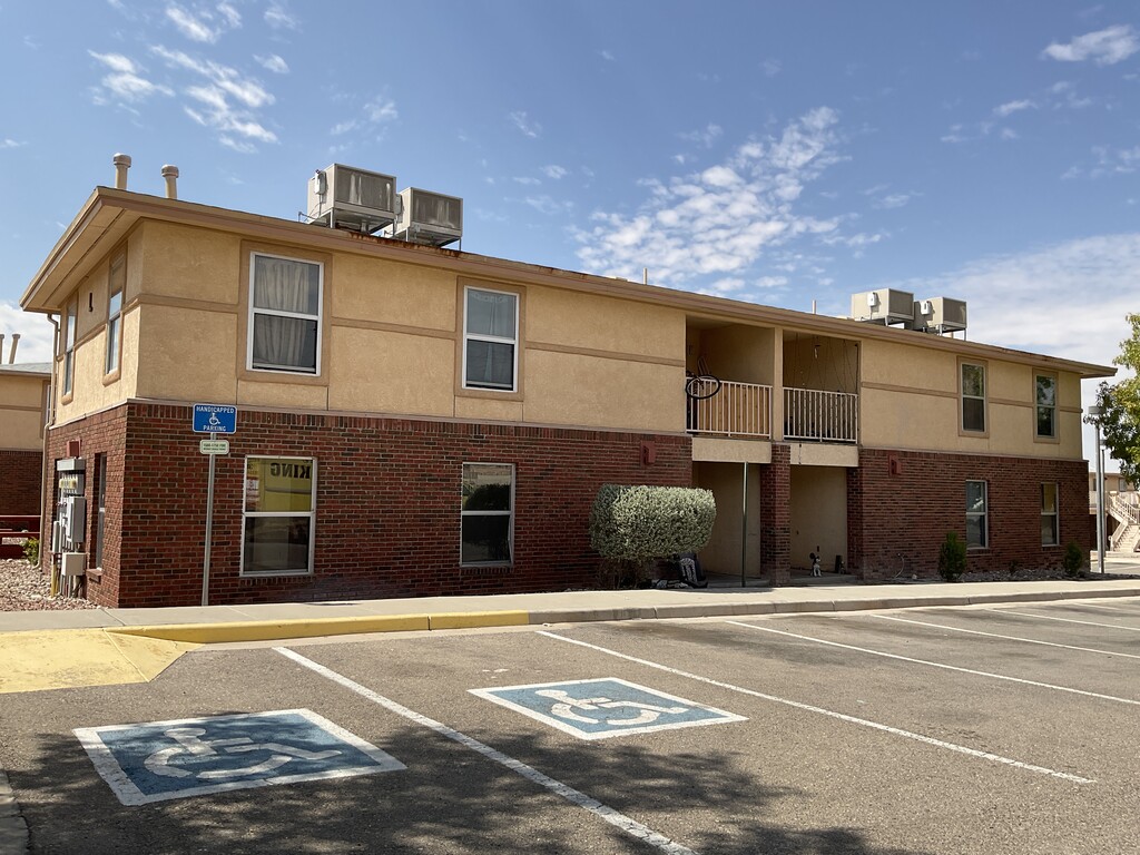 Tio Cooper Apartments in El Paso, TX | ApartmentHomeLiving.com