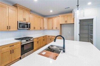 373 Creek Wood Pk Dr in Ball Ground, GA - Building Photo - Building Photo