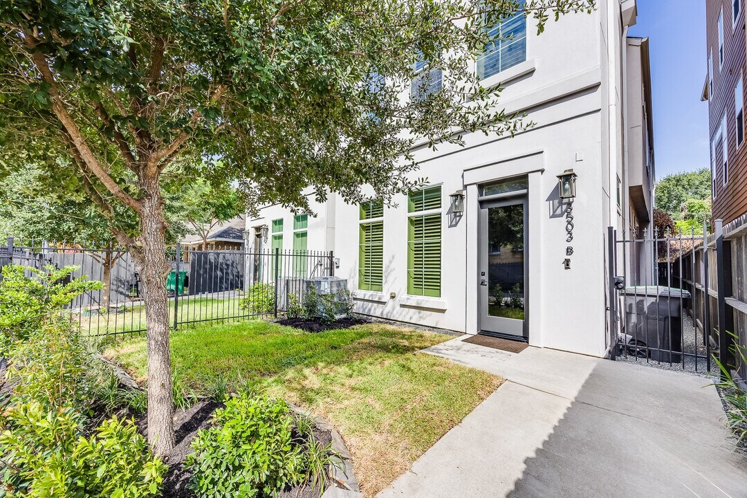 3503 Mosley Ct in Houston, TX - Building Photo