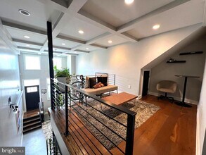 619 16th St NE in Washington, DC - Building Photo - Building Photo