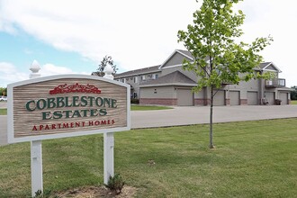 COBBLESTONE ESTATES in Ripon, WI - Building Photo - Building Photo