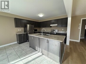 61 Duckworth Rd in Cambridge, ON - Building Photo - Building Photo