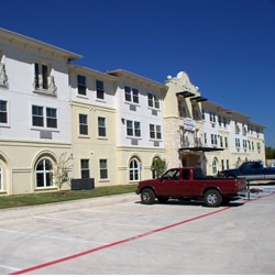 Bexton Place in San Antonio, TX - Foto de edificio - Building Photo