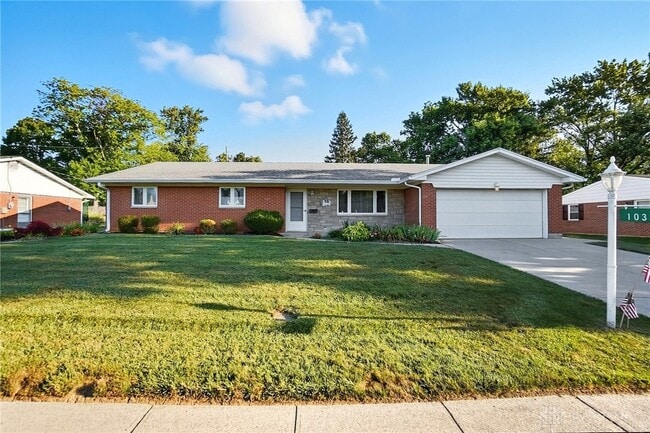 1033 Georgian Dr in Dayton, OH - Building Photo - Building Photo