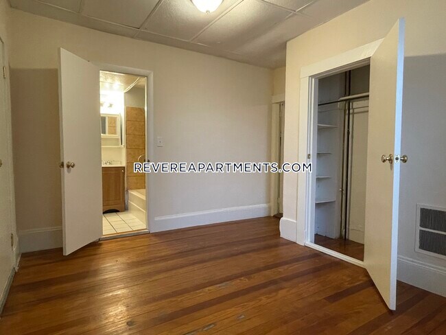 31 Elmwood St-Unit -2 in Revere, MA - Building Photo - Building Photo