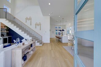 9809 Mocking Bird Hill Ln in Houston, TX - Building Photo - Building Photo