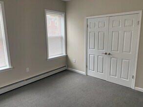 23 Babcock St, Unit 2 in Hartford, CT - Building Photo - Building Photo