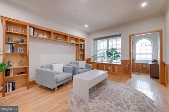 1120 Brian's Way in Wayne, PA - Building Photo - Building Photo