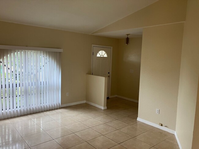 27272 Guapore Dr in Punta Gorda, FL - Building Photo - Building Photo