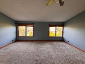 1661 Estate Cir in Naperville, IL - Building Photo - Building Photo
