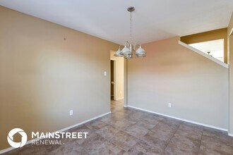 8518 Adams Hill Dr in San Antonio, TX - Foto de edificio - Building Photo