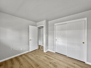 8011 San Cosme Dr in Citrus Heights, CA - Building Photo - Building Photo