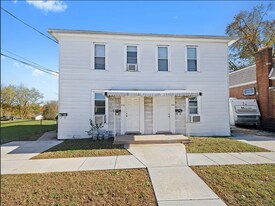 1136 Williams St in Collinsville, IL - Building Photo