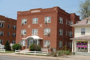 Douglas Ave Apartments