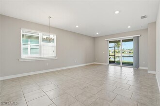 1040 Tranquil Brk Dr in Naples, FL - Building Photo - Building Photo