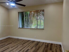 15851 SW 10th St in Pembroke Pines, FL - Building Photo - Building Photo