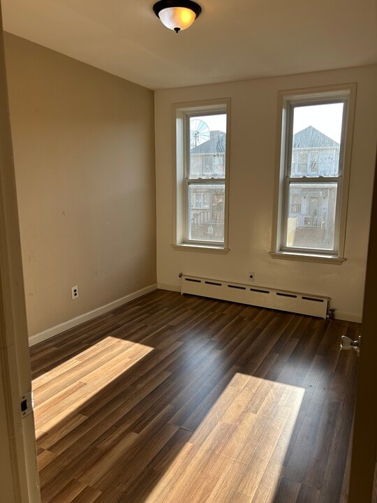 1553 W 9th St, Unit 2 in Brooklyn, NY - Foto de edificio