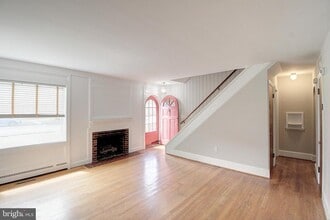 505 Biggs Ave in Frederick, MD - Foto de edificio - Building Photo