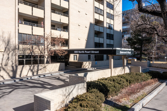 Governors Place Condominiums in Denver, CO - Foto de edificio - Building Photo