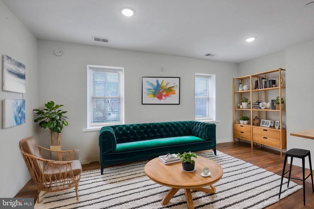 541 N Orianna St in Philadelphia, PA - Building Photo