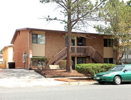 3018 Mallard Dr in Colorado Springs, CO - Building Photo