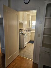 1443 Brown St, Unit studio in Napa, CA - Building Photo - Building Photo