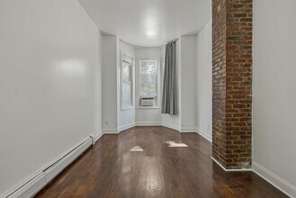 247 OGDEN Ave in Jersey City, NJ - Building Photo - Building Photo