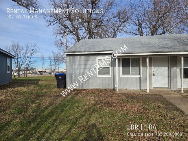 property at 902 SW 33rd St