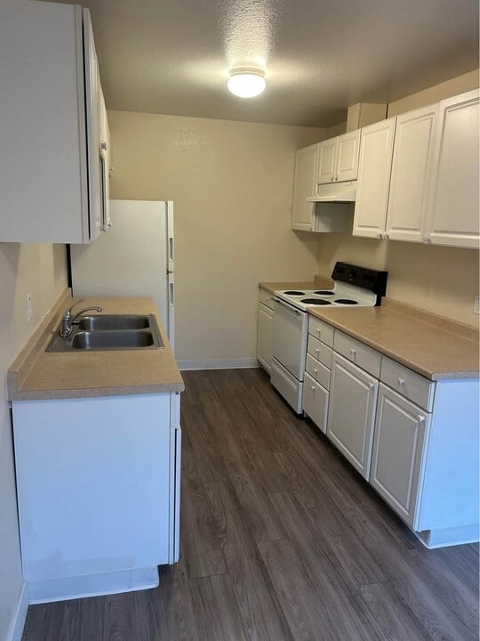 2644 Woodridge Ct in Placerville, CA - Building Photo