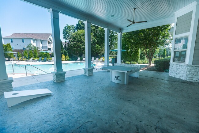 Richland Falls in Murfreesboro, TN - Foto de edificio - Building Photo