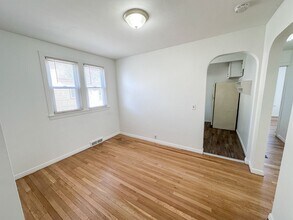 703 Spencer St NE in Grand Rapids, MI - Building Photo - Building Photo