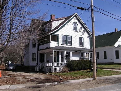 396 Main St in Bridgton, ME - Foto de edificio