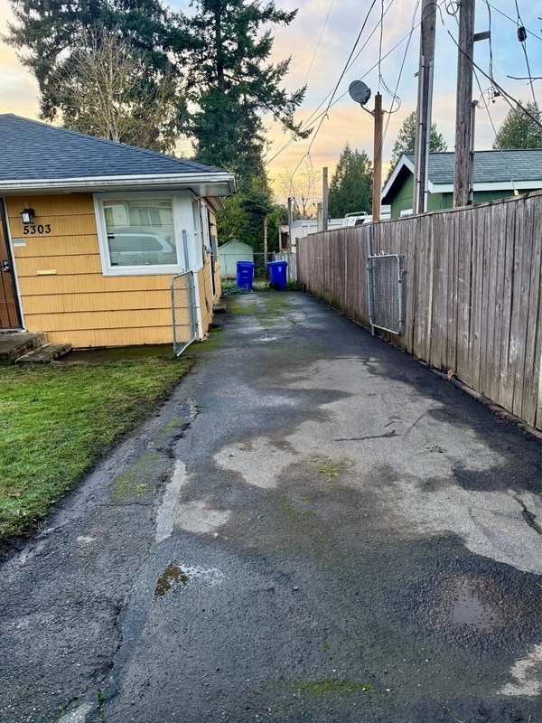 5303 NE 72nd Ave. in Portland, OR - Building Photo - Building Photo