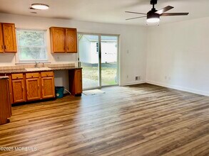 242 Chapel Hill Rd in Atlantic Highlands, NJ - Building Photo - Building Photo