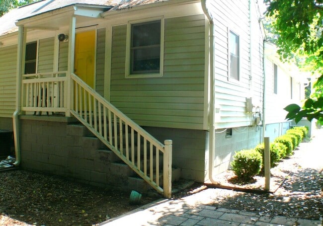 104 Bart St in Raleigh, NC - Building Photo - Building Photo