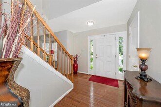 2017 William Franklin Dr in Frederick, MD - Foto de edificio - Building Photo